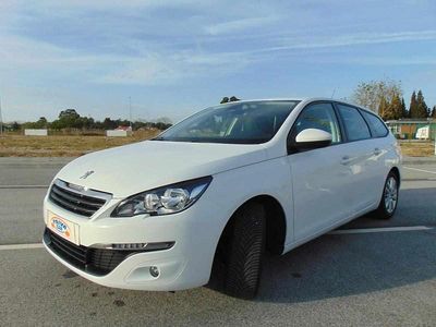 Branco Usado 2017 Peugeot 308 Carrinha | € 12.000 (Caro)