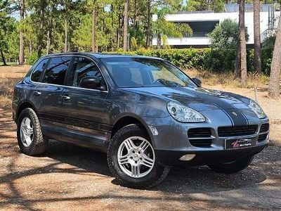 Cinza Usado 2004 Porsche Cayenne SUV | € 17.990
