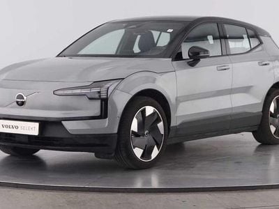 Cinzento Usado 2024 Volvo EX30 Performance SUV | € 42.200 (Preço justo)