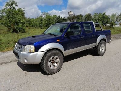 usado Nissan Navara 2.5TD