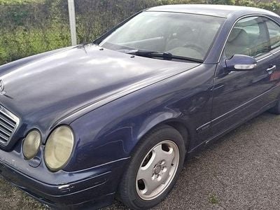 Usado 1999 Mercedes CLK200 | € 3.350