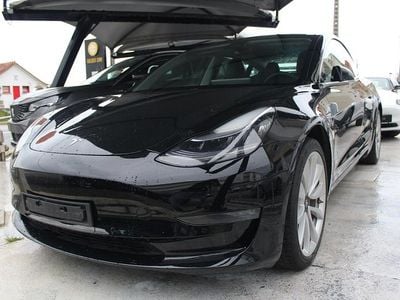 Preto Usado 2020 Tesla Model 3 Sedan | € 26.500 (Preço justo)