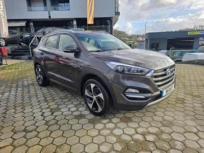 Usado Hyundai Tucson 116 HP (85 kW) 2016 Cinza SUV