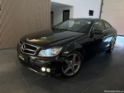 Preto Usado 2013 Mercedes C220 Edition 1 Coupé | € 17.899 (Preço elevado)