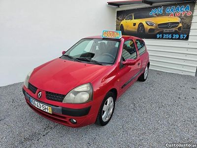 Renault Clio II