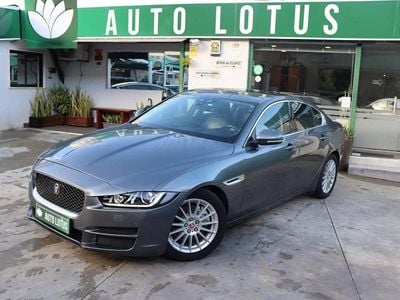 Cinza Usado 2016 Jaguar XE Prestige Sedan | € 14.970 (Bom preço)
