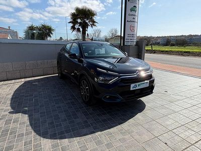 Usado Citroën e-C4 Feel 100 kW (136 HP) 2023 Preto