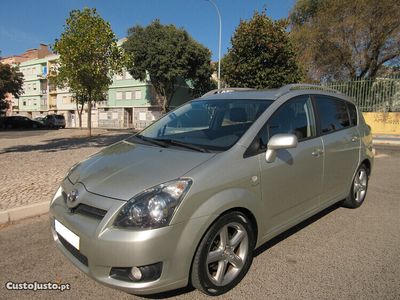 usado Toyota Verso 2.2 D-CAT 177cv 7 Lugares