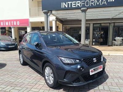 Cinzento Usado 2024 Seat Arona Style SUV | € 21.900 (Preço elevado)