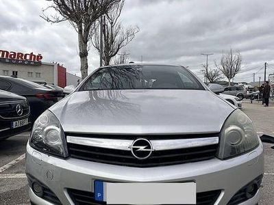 Usado Opel Astra GTC 105 HP (77 kW) 2007