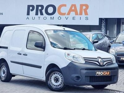 Branco Usado 2019 Renault Kangoo Monovolume | € 8.900 (Preço justo)