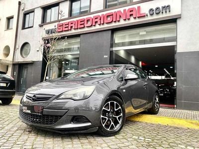 Usado Opel Astra GTC 110 HP (80 kW) 2012 Cinzento