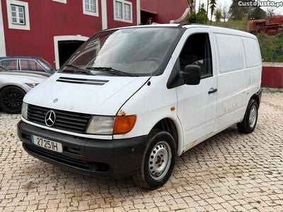 Usado Mercedes Vito 100 HP (73 kW) 1997 Branco Van