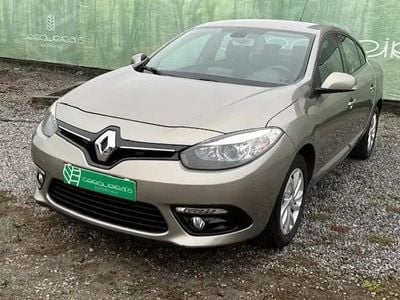 Cinzento Usado 2014 Renault Fluence Dynamique Sedan | € 10.500