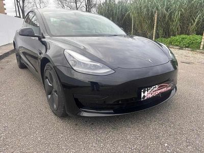 Preto Usado 2021 Tesla Model 3 Sedan | € 23.900 (Preço justo)
