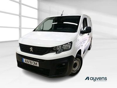 Usado Peugeot Partner Premium 102 HP (75 kW) 2022 Branco Monovolume