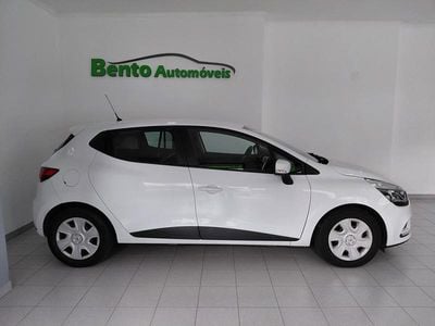 Branco Usado 2018 Renault Clio IV Zen | € 7.999 (Bom preço)