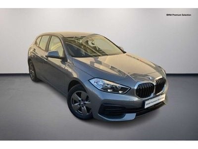 Cinzento Usado 2023 BMW 116 Advantage Citadino | € 29.490 (Caro)
