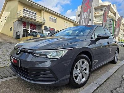 Usado VW Golf VII 150 HP (110 kW) 2021 Cinzento Citadino