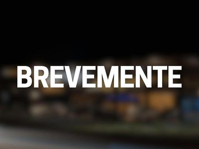 Cinzento Usado 2025 Peugeot 2008 SUV | € 22.990 (Preço justo)