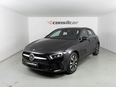Preto Usado 2022 Mercedes A250 Progressive Citadino | € 24.780 (Bom preço)