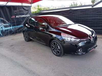 Usado Renault Clio IV 90 HP (66 kW) 2013 Preto