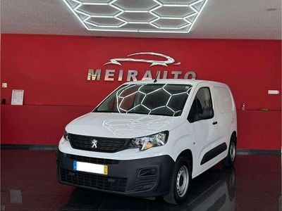 Branco Usado 2019 Peugeot Partner Monovolume | € 12.500 (Preço justo)