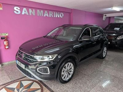 Preto Usado 2024 VW T-Roc Life SUV | € 29.800 (Preço justo)