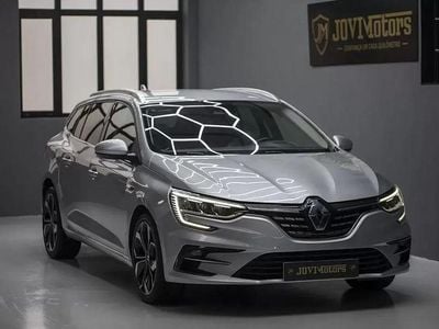Usado Renault Mégane IV Intens 160 HP (117 kW) 2021 Cinza prata Carrinha
