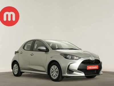 Cinzento Usado 2024 Toyota Yaris | € 18.699 (Preço justo)