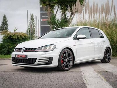 Branco Usado 2014 VW Golf VII Edition Citadino | € 21.900 (Preço justo)