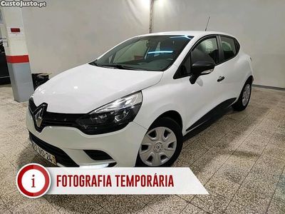 Usado Renault Clio IV Zen 75 HP (55 kW) 2018 Branco Van