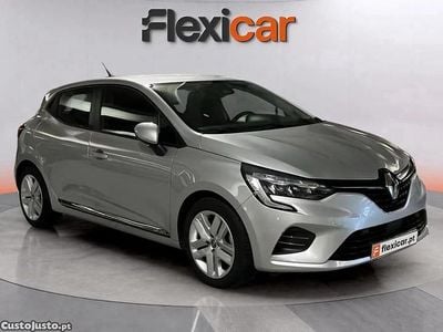 Cinza Usado 2020 Renault Clio V Intens | € 15.190 (Preço justo)