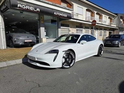 Branco Usado 2020 Porsche Taycan 4S Sedan | € 73.000 (Preço elevado)