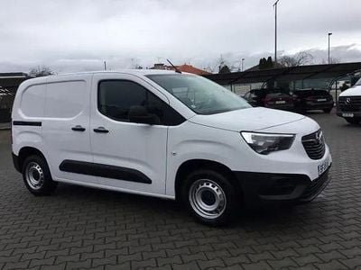 Usado Opel Combo Enjoy 102 HP (75 kW) 2023 Branco Monovolume