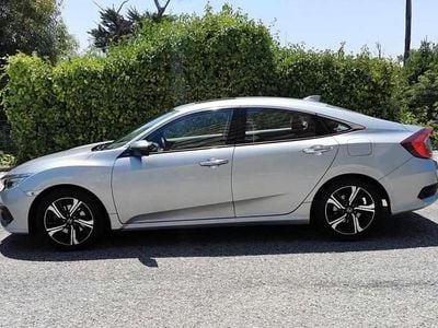 Cinzento Usado 2019 Honda Civic Sedan | € 19.700 (Preço elevado)