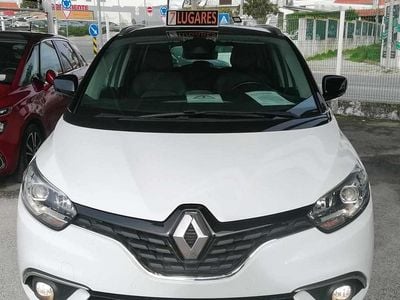 Branco Usado 2017 Renault Scénic IV Monovolume | € 16.750