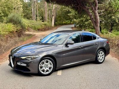 Usado Alfa Romeo Giulia Super 180 HP (132 kW) 2018 Cinza Sedan
