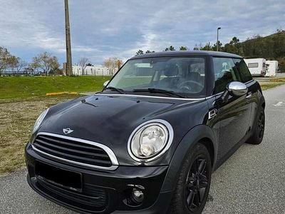 Usado Mini ONE 90 HP (66 kW) 2014 Preto Citadino