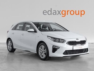 Branco Usado 2023 Kia Ceed Citadino | € 12.290 (Super Preço)