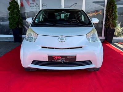 Toyota iQ