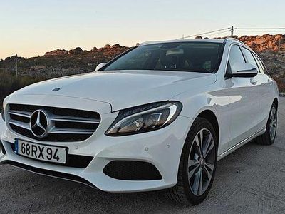 Usado 2015 Mercedes C220 Sedan | € 27.500 (Caro)