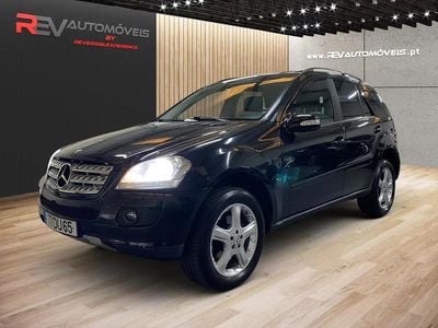 Usado Mercedes ML320 224 HP (164 kW) 2006 Preto SUV
