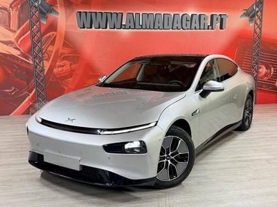 Cinzento Usado 2024 XPENG P7 Sedan | € 38.900