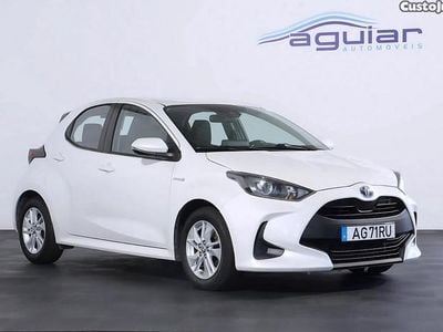 Branco Usado 2021 Toyota Yaris Hybrid Comfort | € 19.500 (Preço justo)