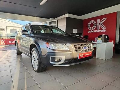 Usado Volvo XC70 Summum 175 HP (128 kW) 2010 Dourado SUV