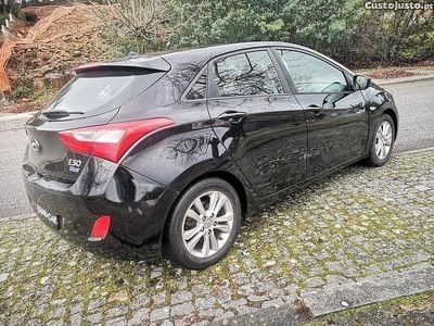Preto Usado 2013 Hyundai i30 Comfort | € 7.500 (Preço justo)