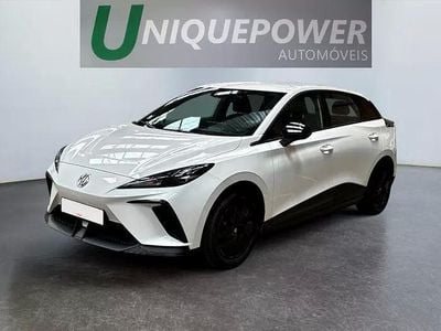 Usado MG MG4 EV 125 kW (170 HP) 2023 Branco Citadino