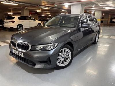 BMW 330
