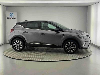Cinzento Usado 2024 Renault Captur Techno SUV | € 21.990 (Preço justo)